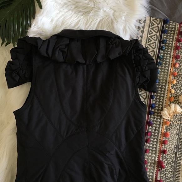 ELIE TAHARI | Ruffle Collar Vest - Picture 3 of 5